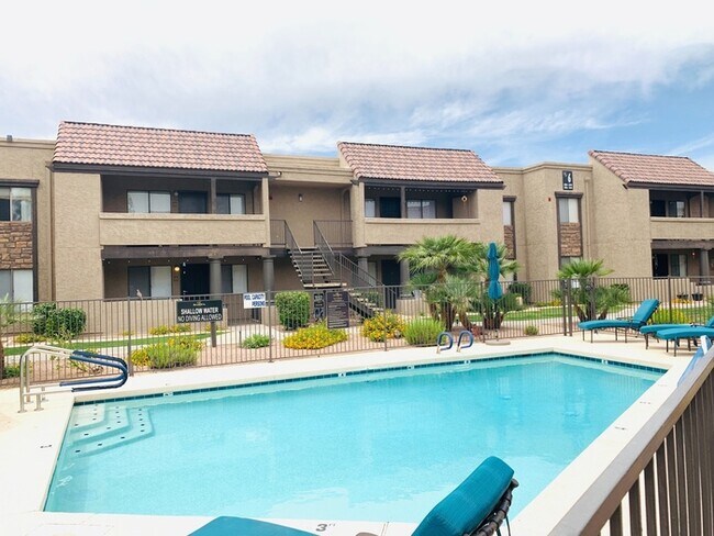 Foto del edificio - 5995 N 78th St