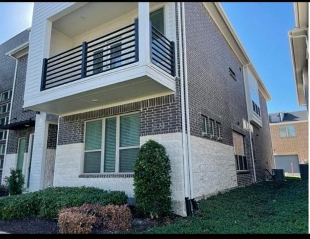 Building Photo - 504 Harmon Dr