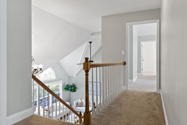 Building Photo - COMING SOON!!! Beautiful 4 bedroom 2.5 bat...