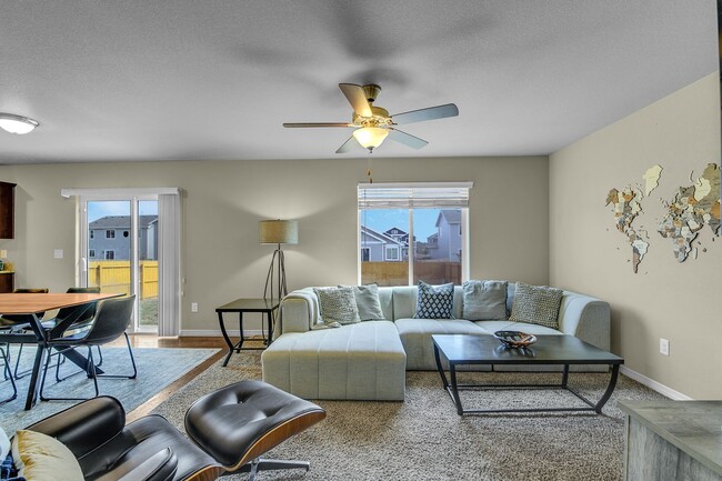 Building Photo - Charming 2-story home in Lorson Ranch