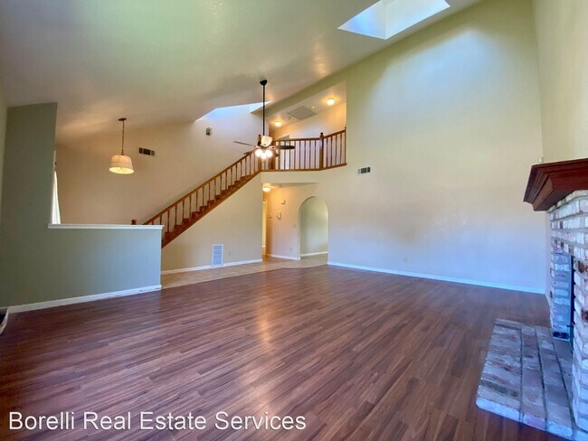 Foto del edificio - 4 br, 2.5 bath House - 2130 Hidden Canyon Way