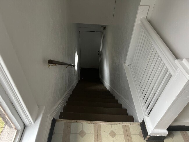 Foto del edificio - 409 Eastern Ave