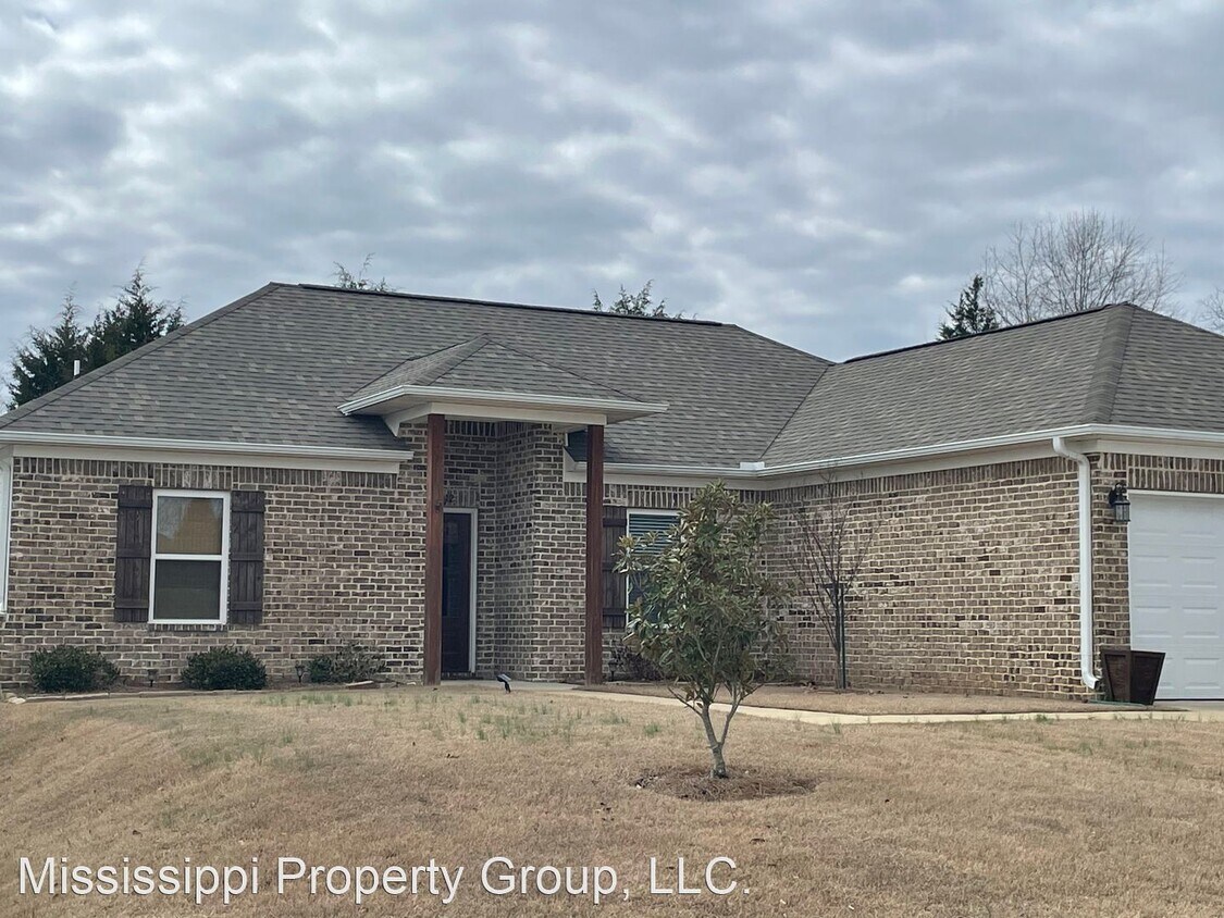 4 br, 2 bath House 1012 Briarwood Drive House for Rent in Oxford