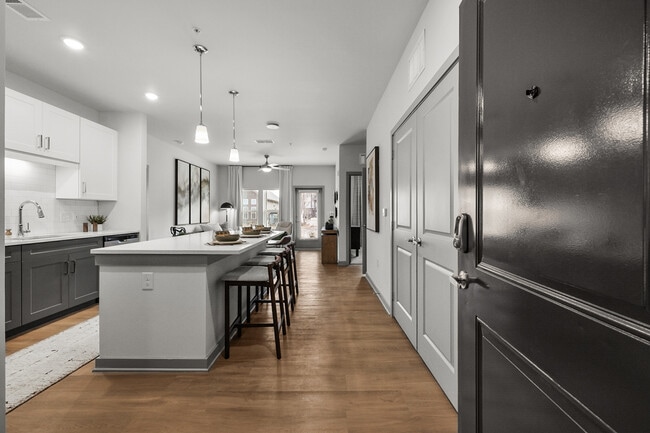 Building Photo - Elmstead