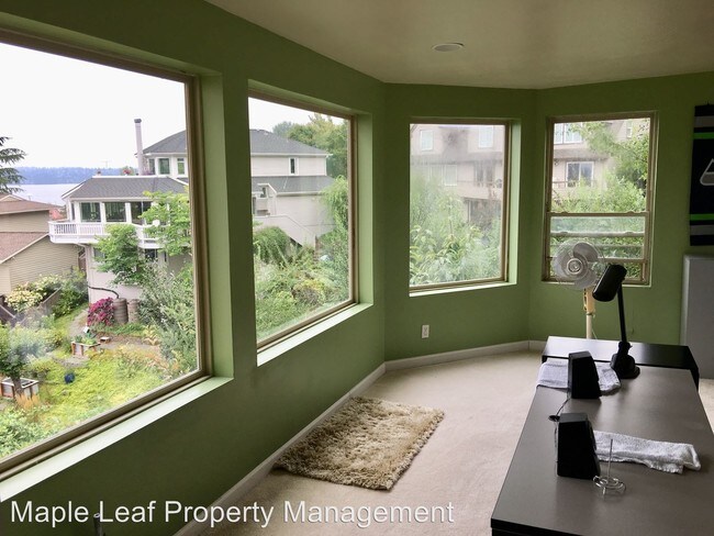 Foto del edificio - 2 br, 2 bath House - 4944 NE 87th St, Unit B