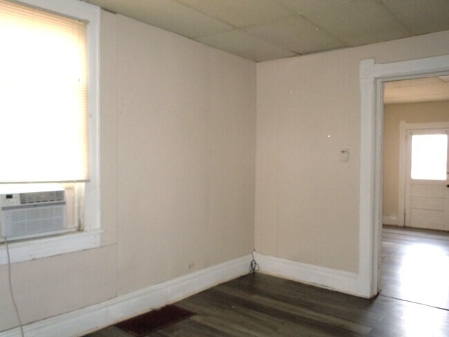Foto del edificio - 227 S Chestnut St