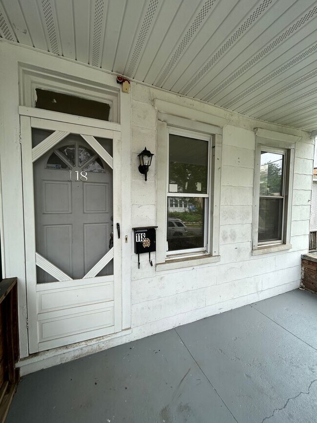 Foto del edificio - 118 N Overbrook Ave