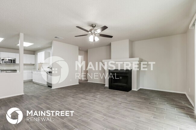 Foto del edificio - 6839 Flaming Ridge Dr