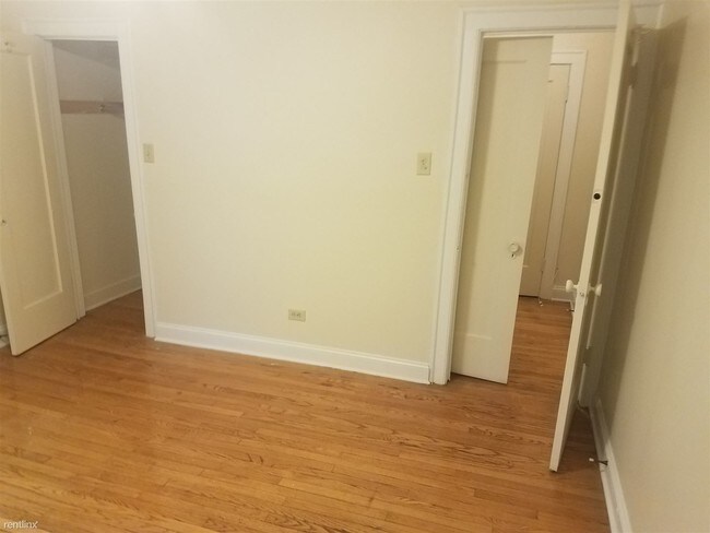 Building Photo - 7646 S Ingleside