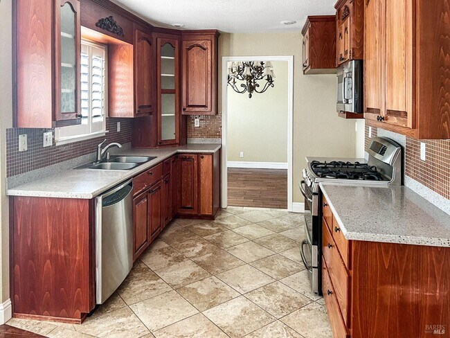 Building Photo - 731 Monte Carlo Dr