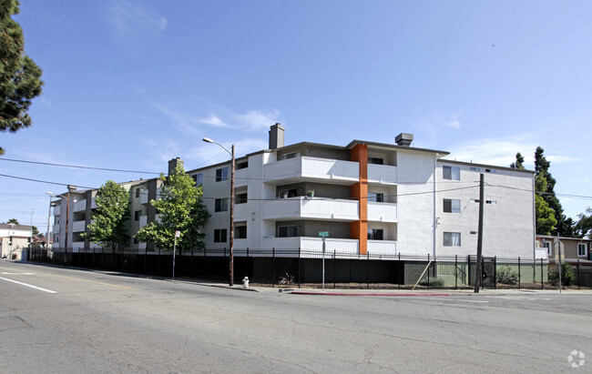 Building Photo - Granite Pointe Apartments