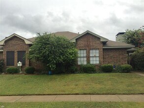 Building Photo - 311 Bryant Ln