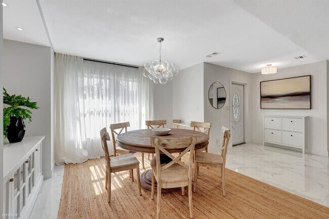 Foto del edificio - 3 br, 2 bath House - 4149 Brandon Dr