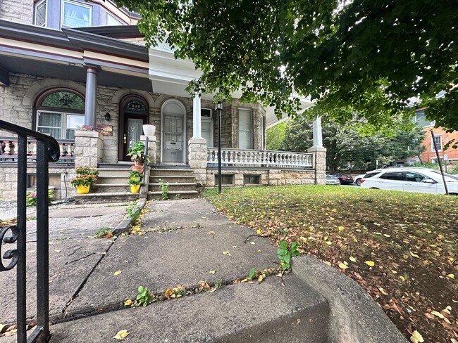 Foto del edificio - 832 N 5th St