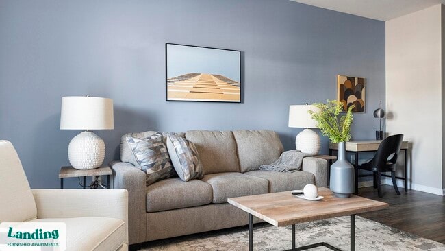 Building Photo - 915 Brentmoor Dr