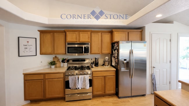 Building Photo - Tranquil Home in Boise!