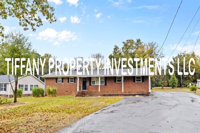 Foto del edificio - 317 Amon Ln