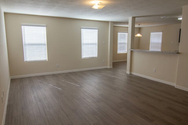Building Photo - 845 Canton Grass Ln