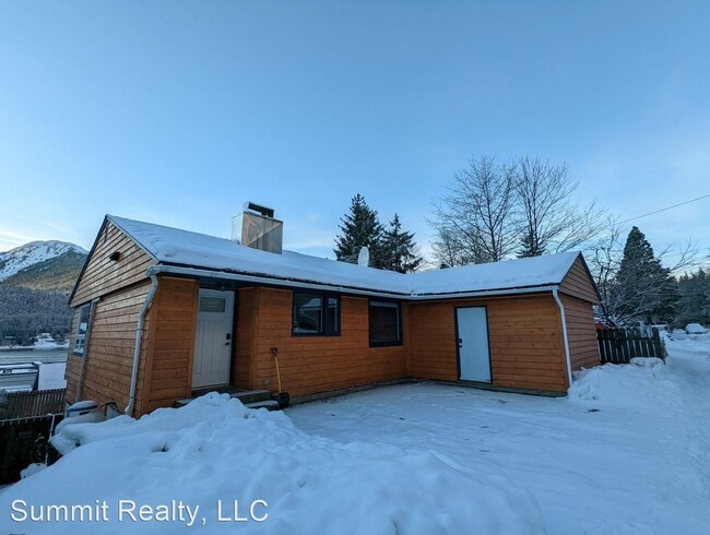 Building Photo - 3 br, 2 bath House - 205 Behrends Ave.