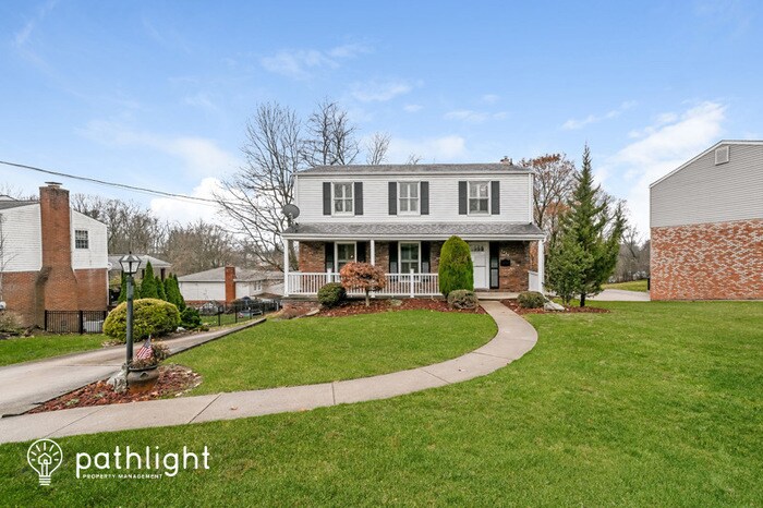 Foto principal - 1082 Cork Drive, Bethel Park, PA, 15102