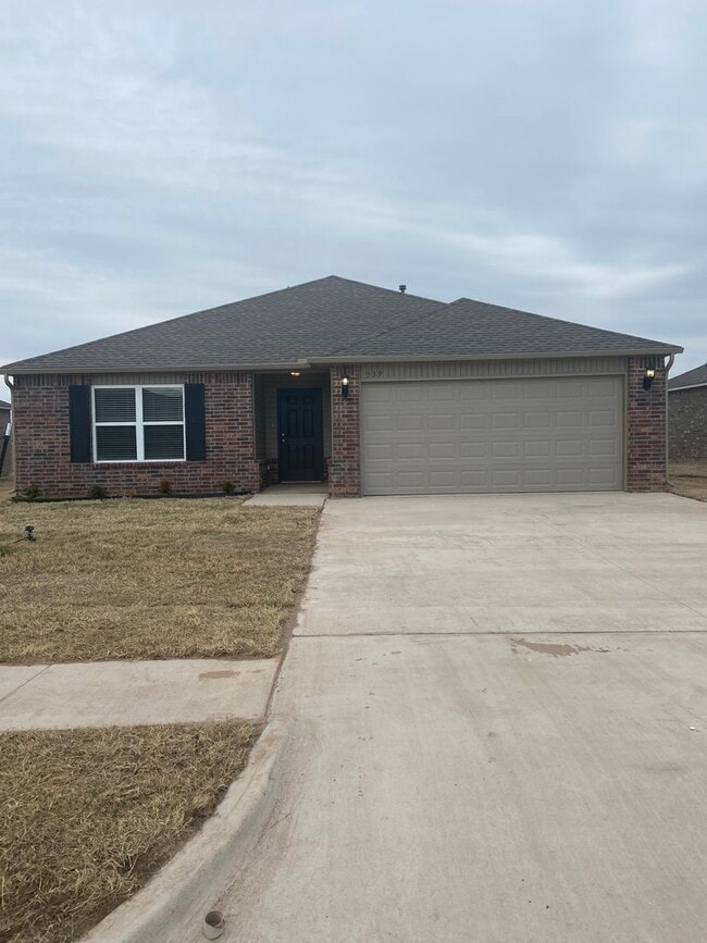 Photo - PRE-LEASING NOW — Comfortable 3-Bedroom | 2-Bath Home in Fox Hollow