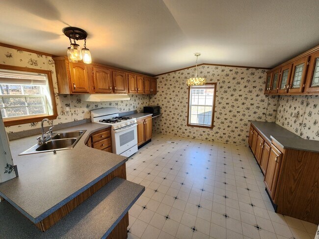 Building Photo - 34 Butterfield Rd