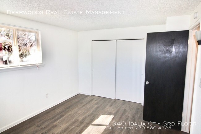 Building Photo - 1340 Idalia Ct