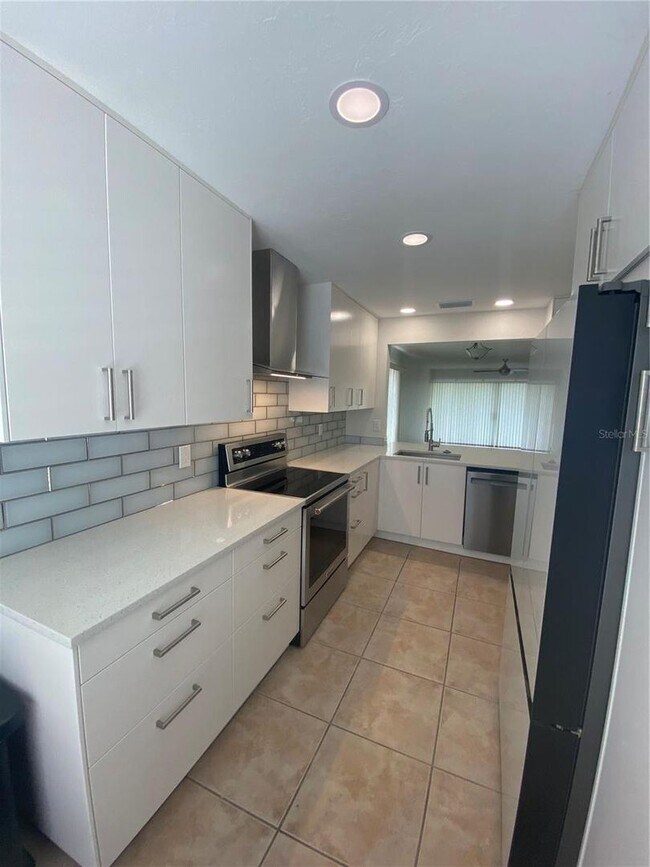 Foto del edificio - 2 br, 2 bath House - 5218 Wedgewood Ln #72