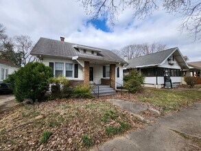 Building Photo - 1716 N 12th St
