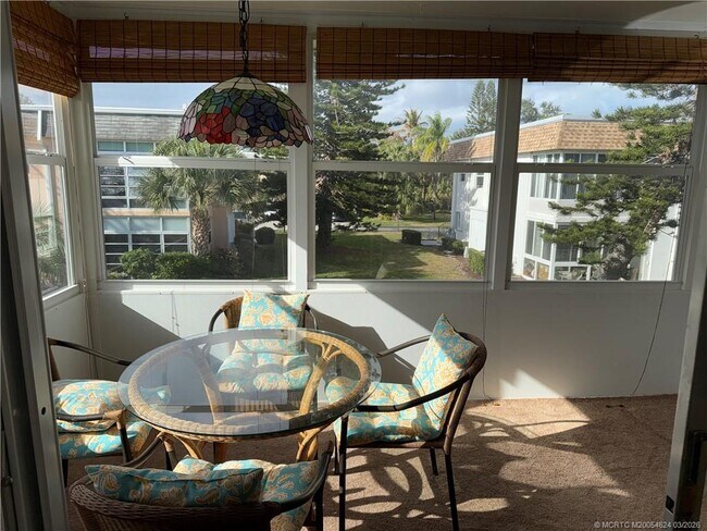 Foto del edificio - 2950 SE Ocean Blvd