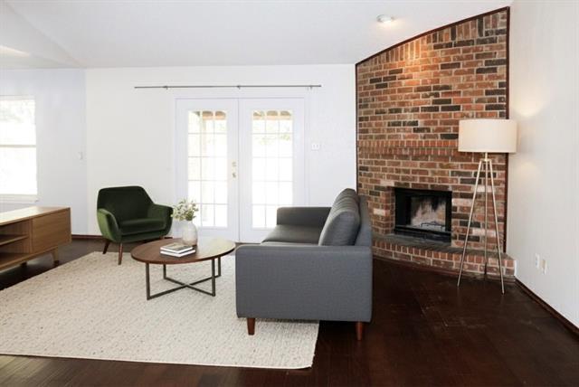 Foto del edificio - 6205 Maple Springs Dr