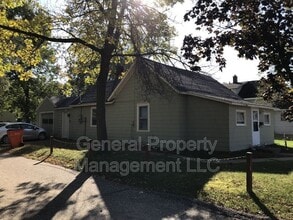 Building Photo - 237 10th Ave