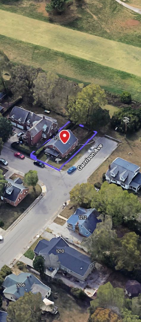 Building Photo - 732 Golfview Dr