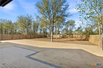 Building Photo - 200 Waikakaaua Dr