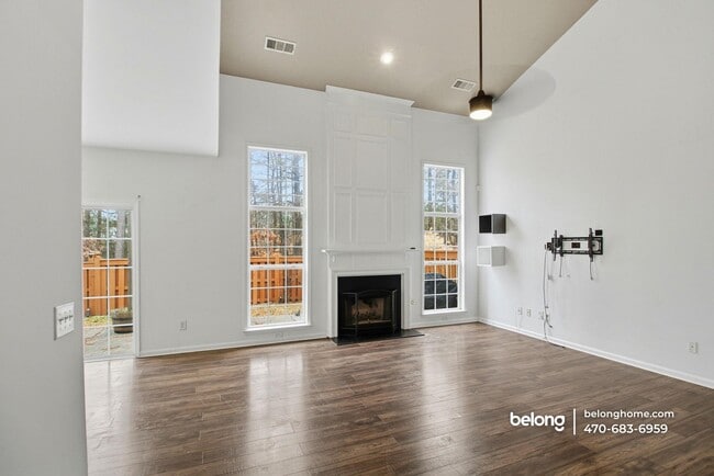 Building Photo - 726 Wamock Dr