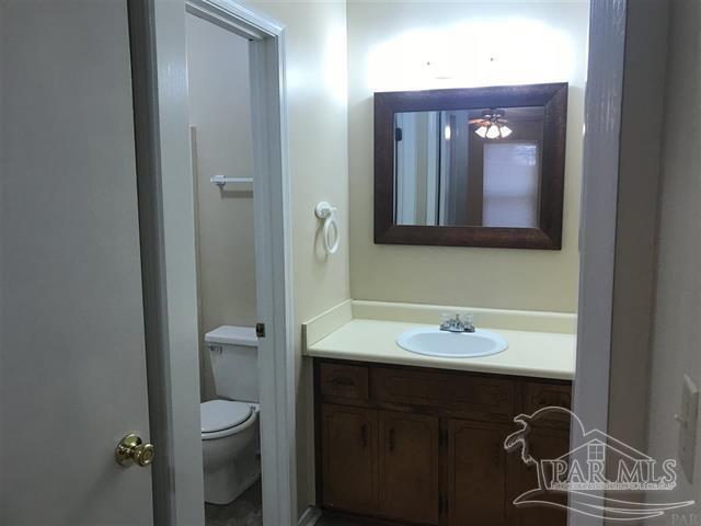 Foto del edificio - 8360 Country Walk Dr