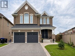 Building Photo - 7 Empire Dr