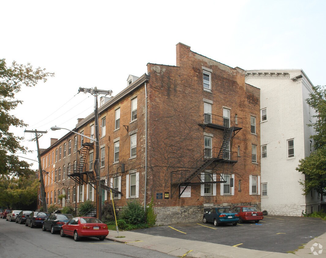 Primary Photo - The Pearl Block