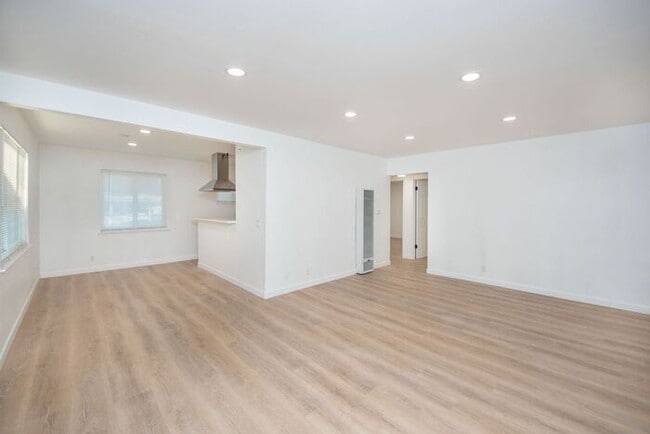 Photo - Mesa Verde | Recently Remodled 2 Bedroom Appartment House