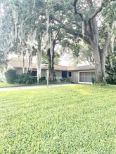 Building Photo - 3025 Briarwood Ln