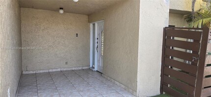 Building Photo - 6325 SW 138th Ct