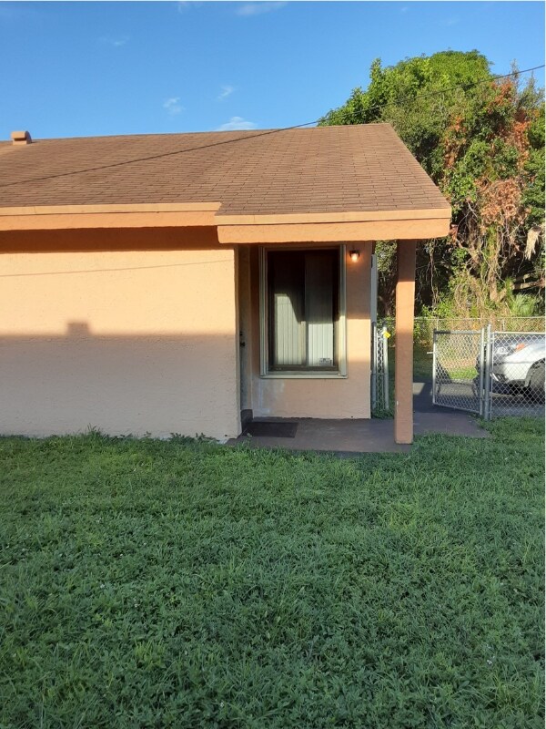 335 SW 14th St, Dania Beach, FL 33004 House Rental in Dania Beach, FL