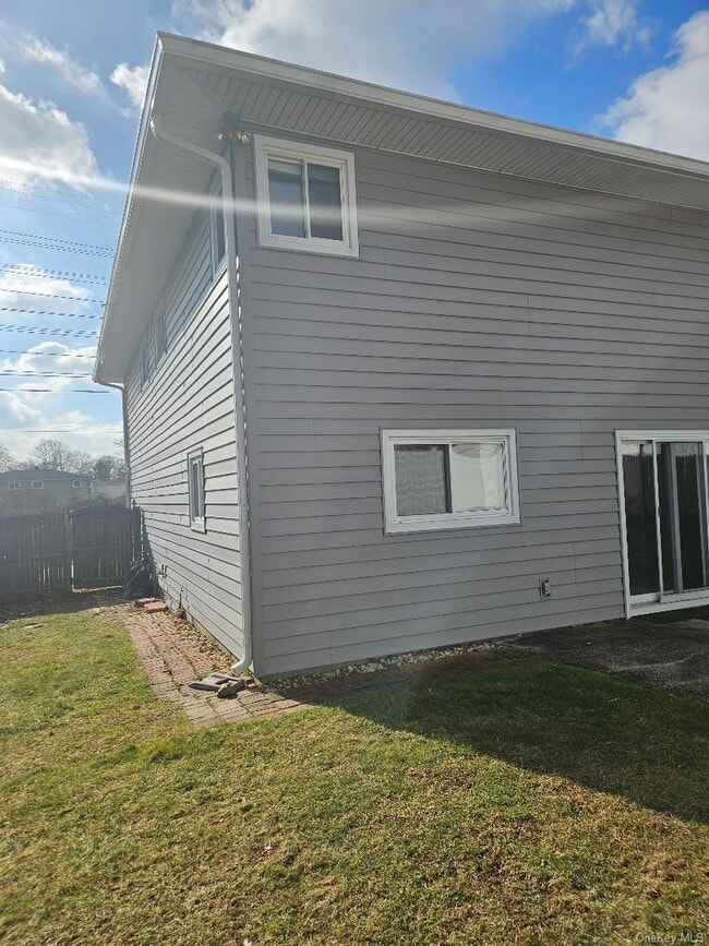 Building Photo - 149 Truxton Rd