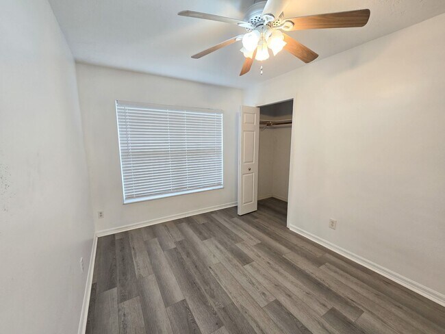 Foto del edificio - 2 Bedroom 2 Bath w Bonus Room