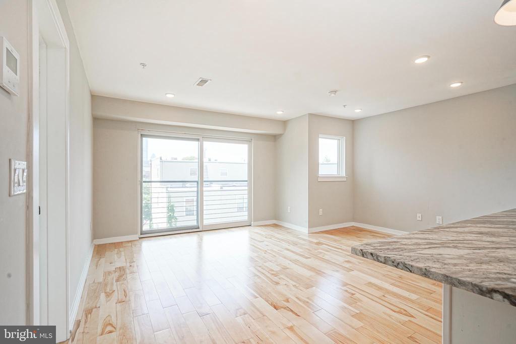 Foto principal - 1710 Cambridge St
