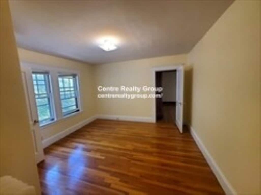 281 Lowell Ave, Newton, MA 02460 Apartments in Newton, MA