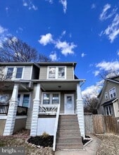 Building Photo - 410 Walcott Rd