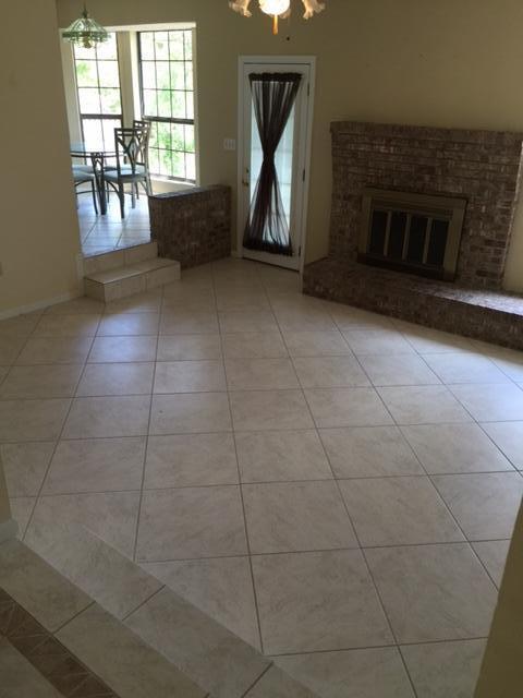 Foto del edificio - 2055 Christensen Dr