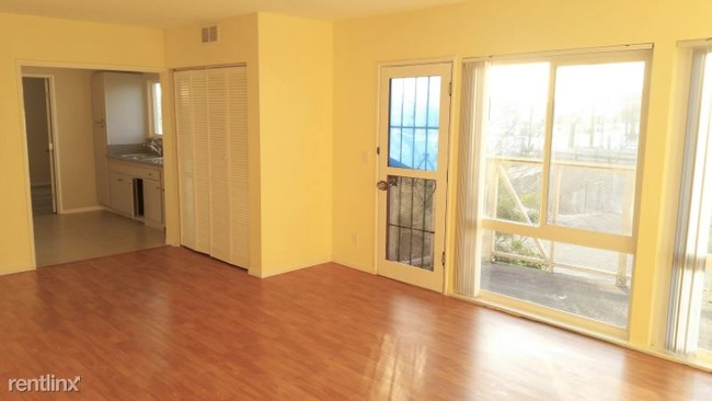 Building Photo - 2929 Rosecrans Ave