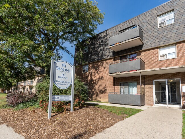 Photo du bâtiment - Lisgar Avenue Apartments
